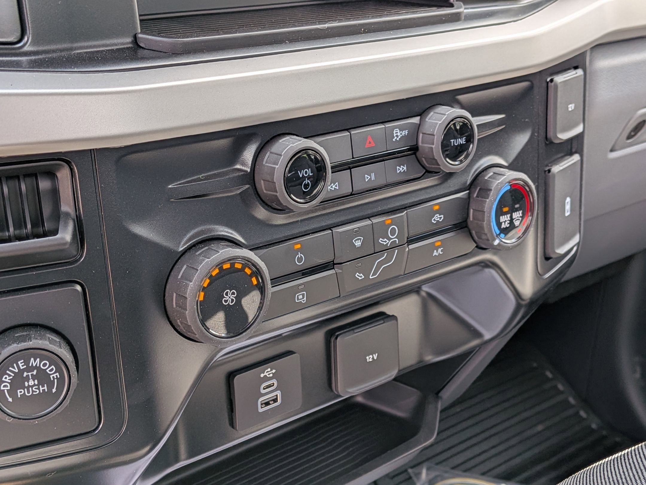 2025 Ford Super Duty F-350 SRW XL