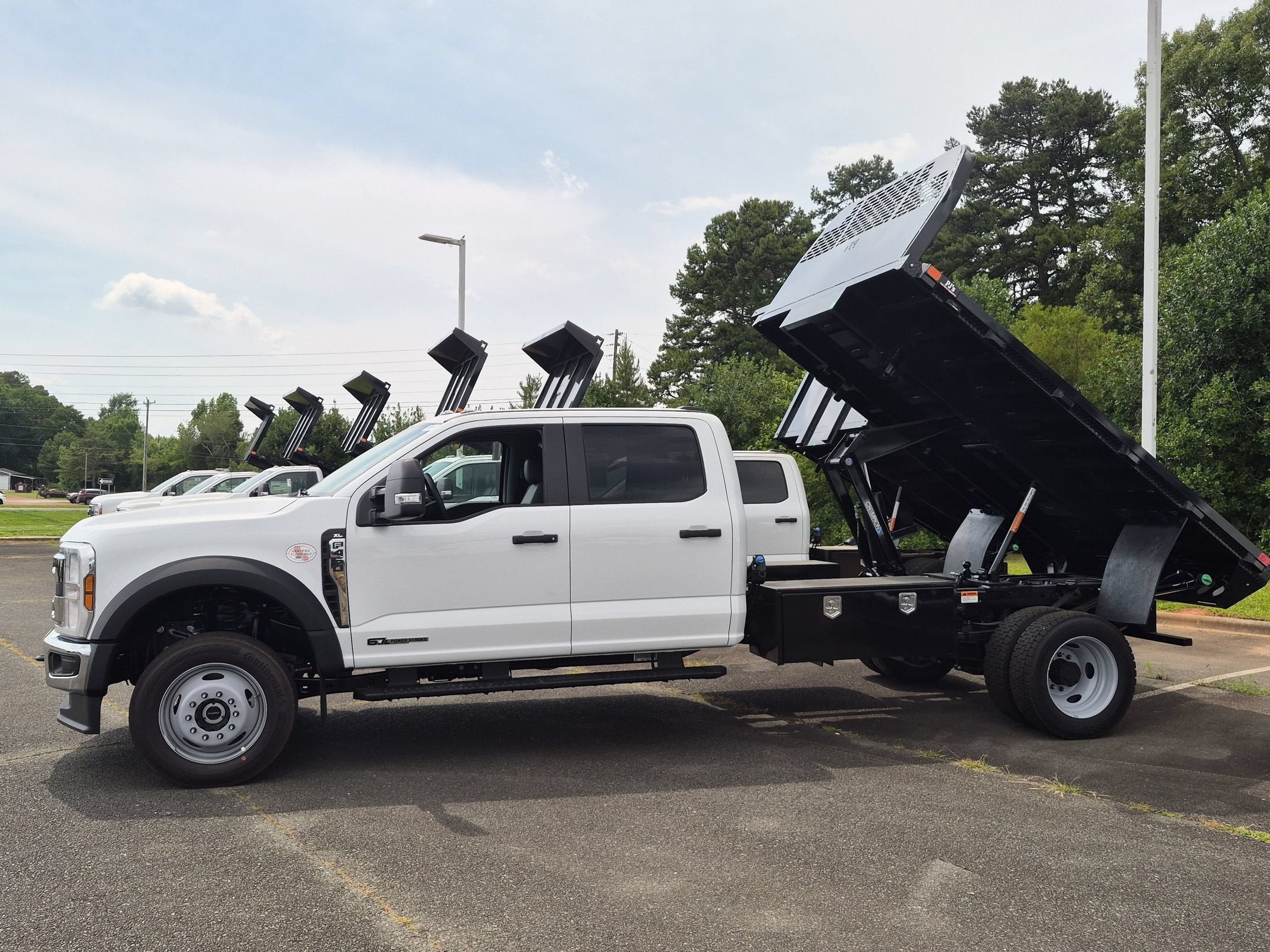 2026 Ford Super Duty F-450 DRW XL