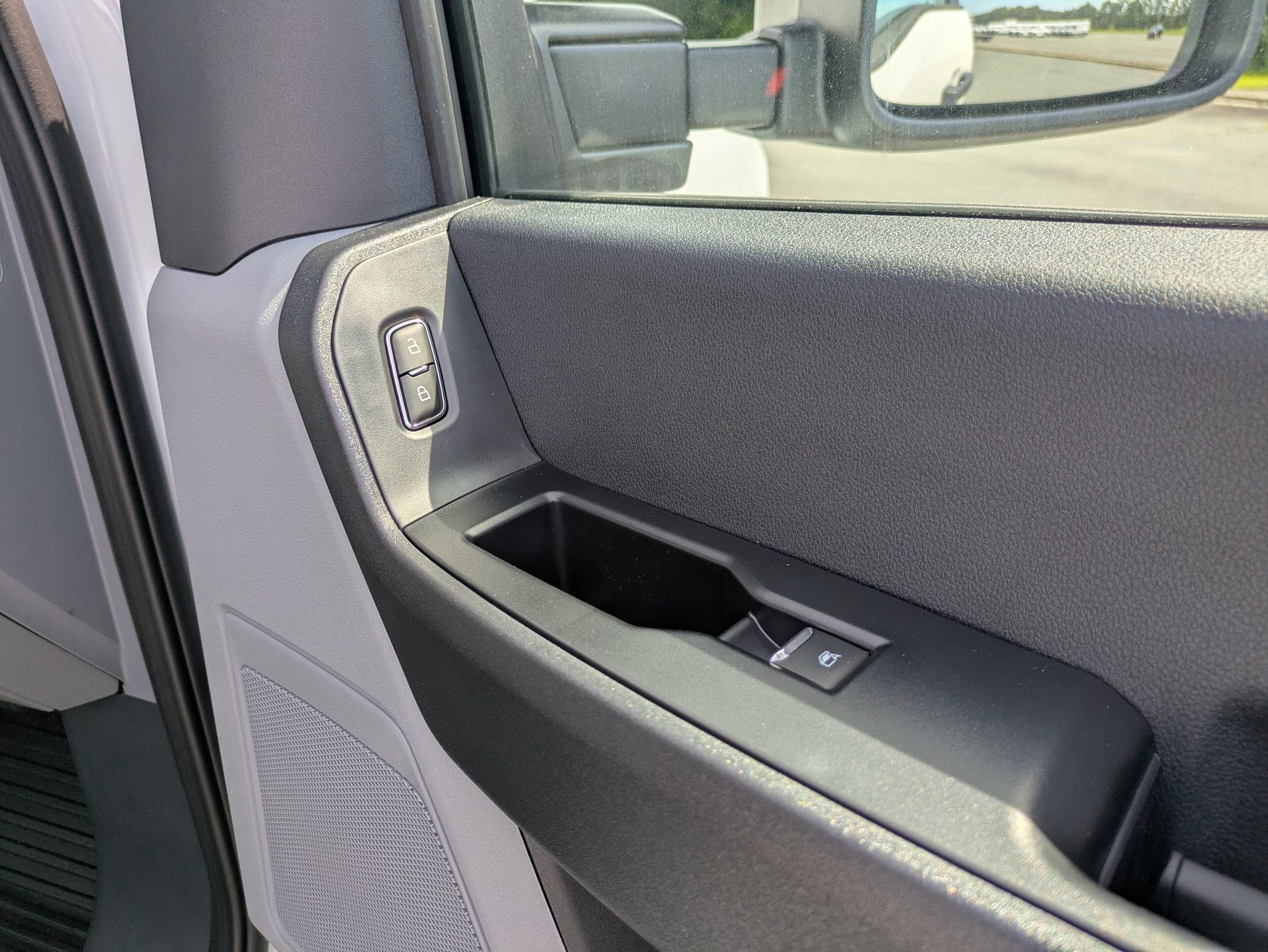 2025 Ford Super Duty F-350 SRW XL