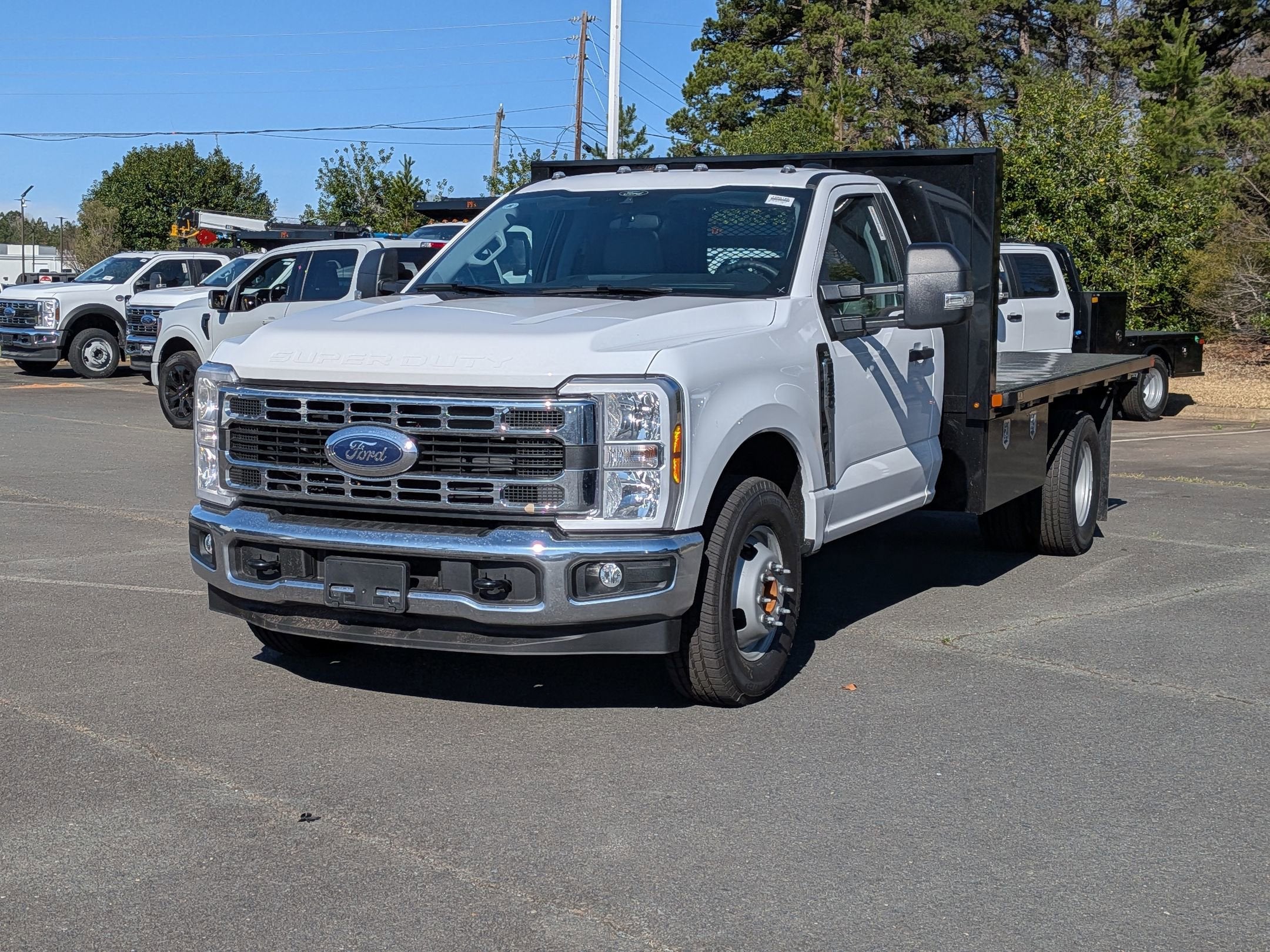 2026 Ford Super Duty F-350 DRW XL