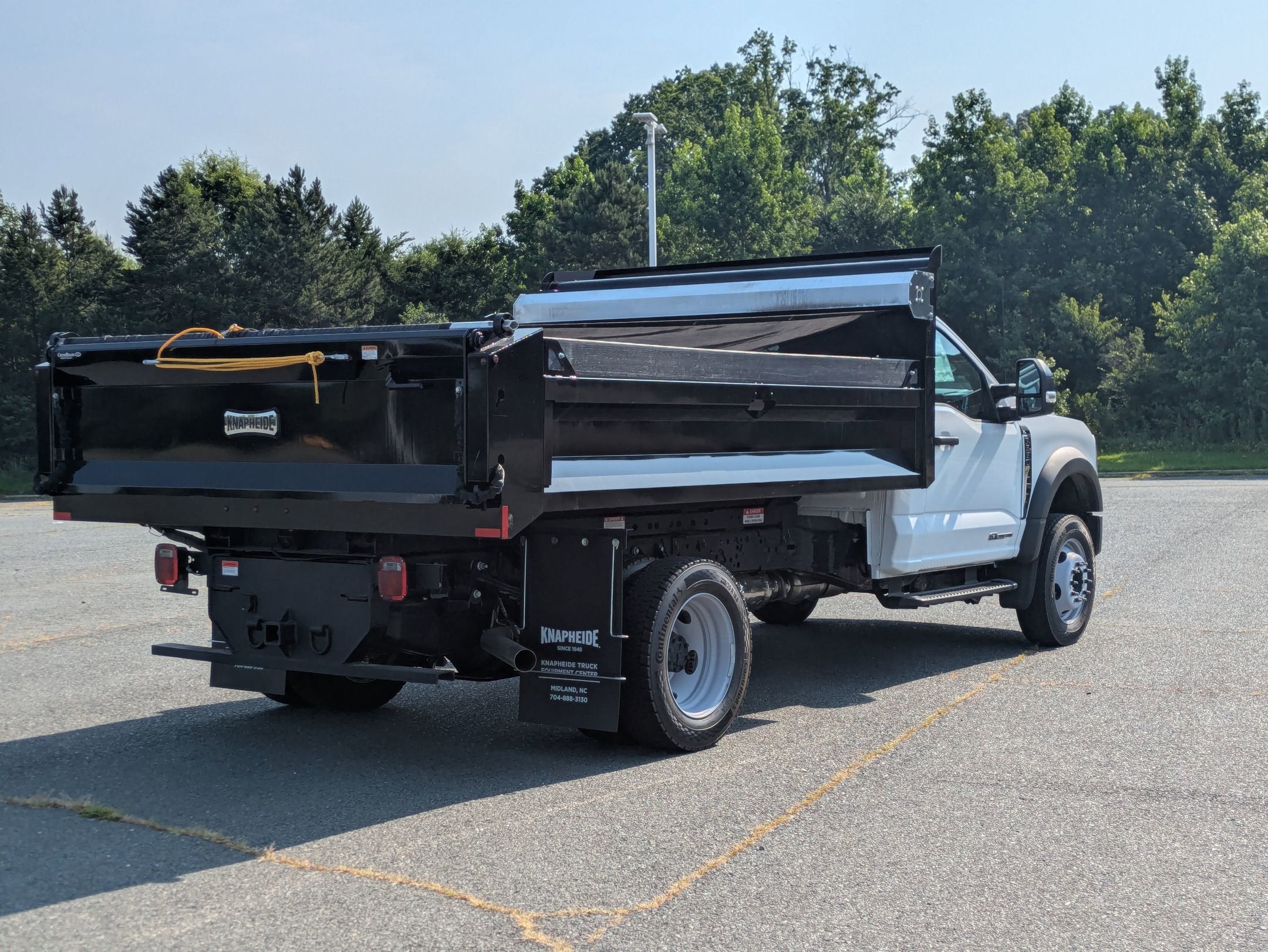 2025 Ford Super Duty F-550 DRW XL