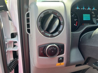 2025 Ford E-Series Cutaway Base 12ft Box