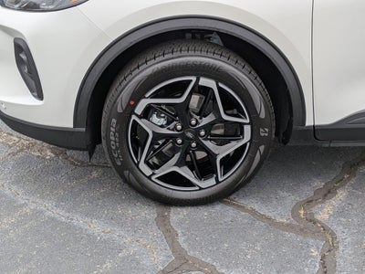 2026 Ford Escape Platinum