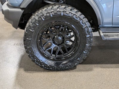 2025 Ford Bronco Outer Bank Custom Wheels / Lift
