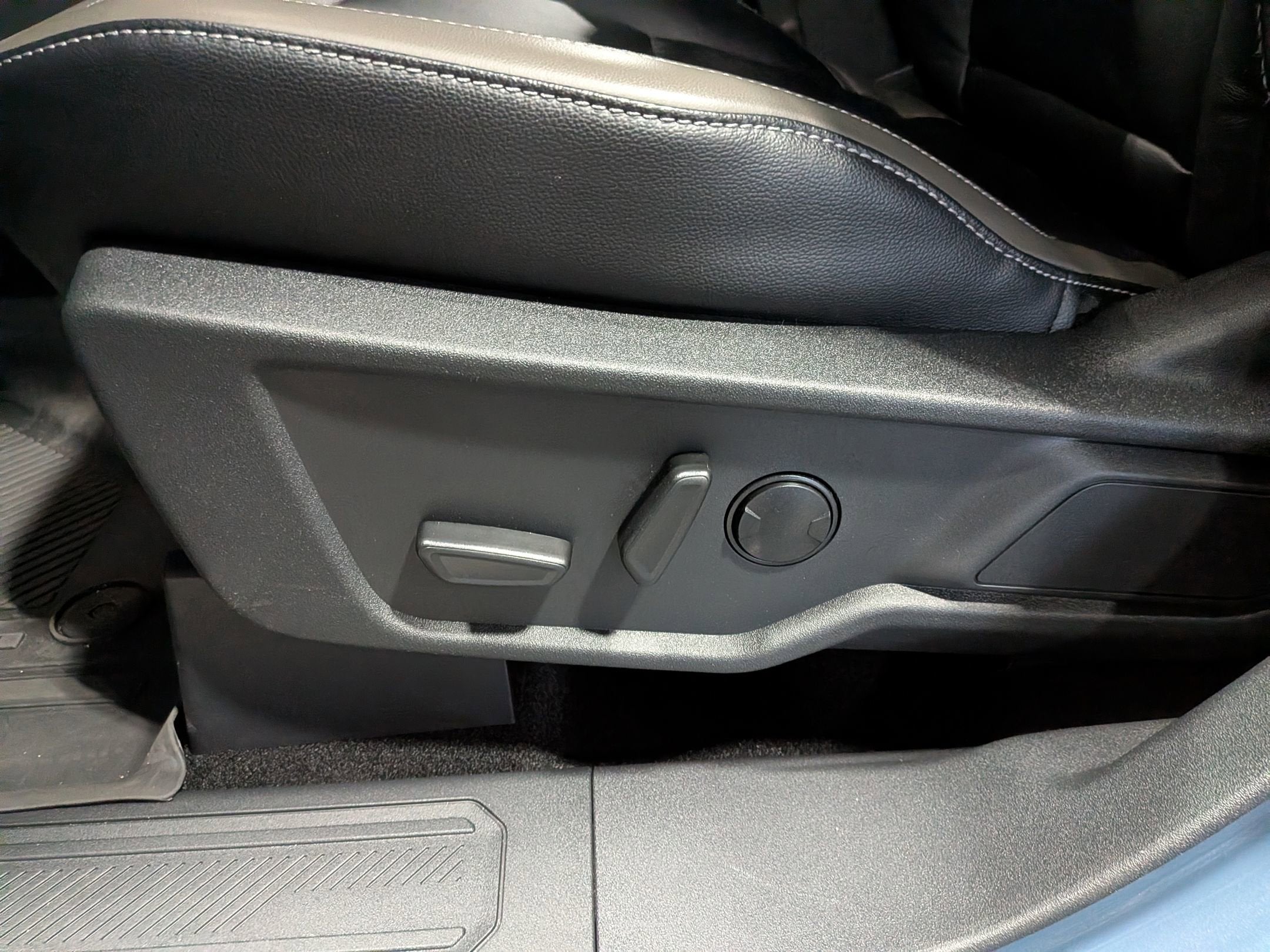 2025 Ford Bronco Outer Bank Custom Wheels / Lift