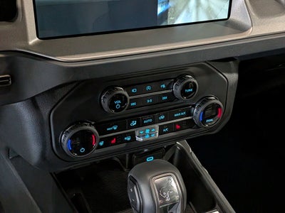 2025 Ford Bronco Outer Bank Custom Wheels / Lift