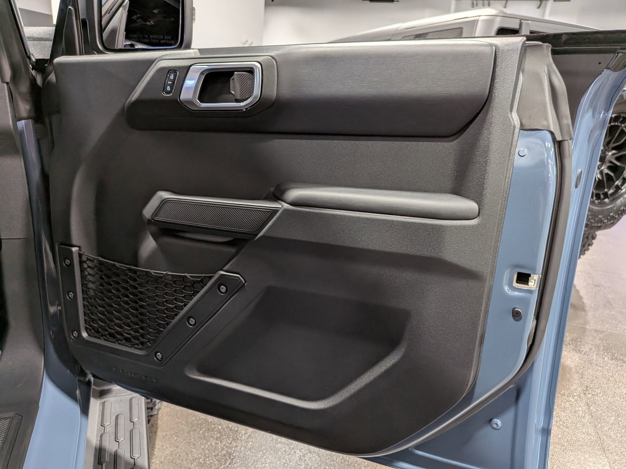 2025 Ford Bronco Outer Bank Custom Wheels / Lift