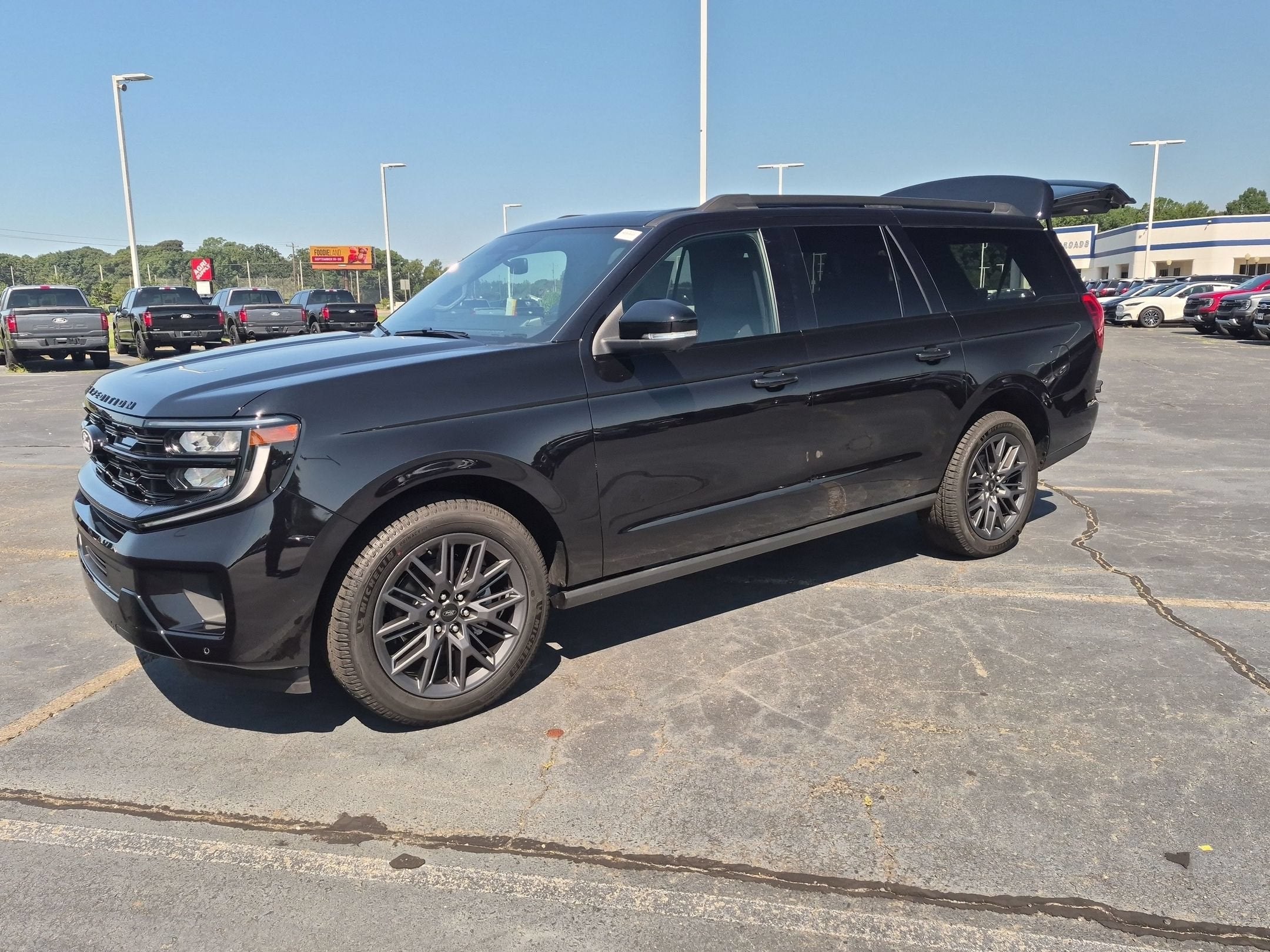 2027 Ford Expedition Max Platinum