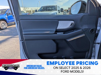 2025 Ford Expedition Active - Crossroads Courtesy Demo