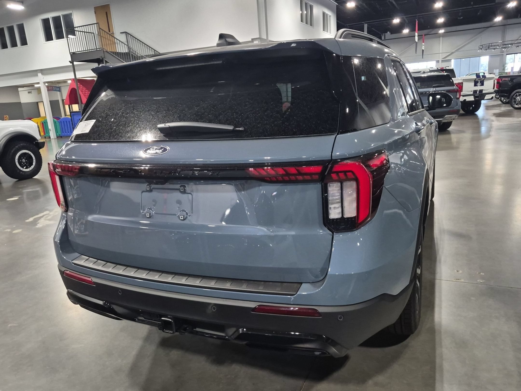 2027 Ford Explorer ST-Line