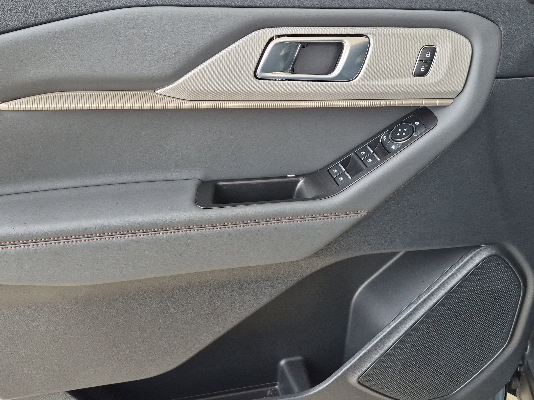 2026 Ford Explorer Active - Crossroads Courtesy Demo
