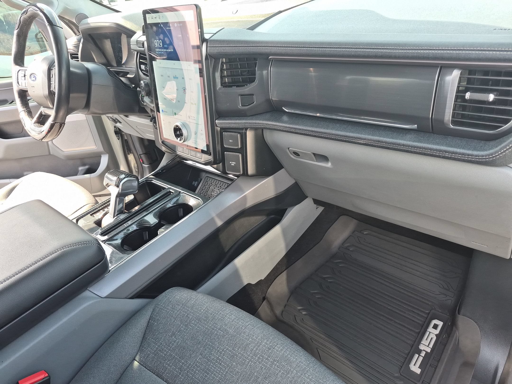 2024 Ford F-150 Lightning Flash