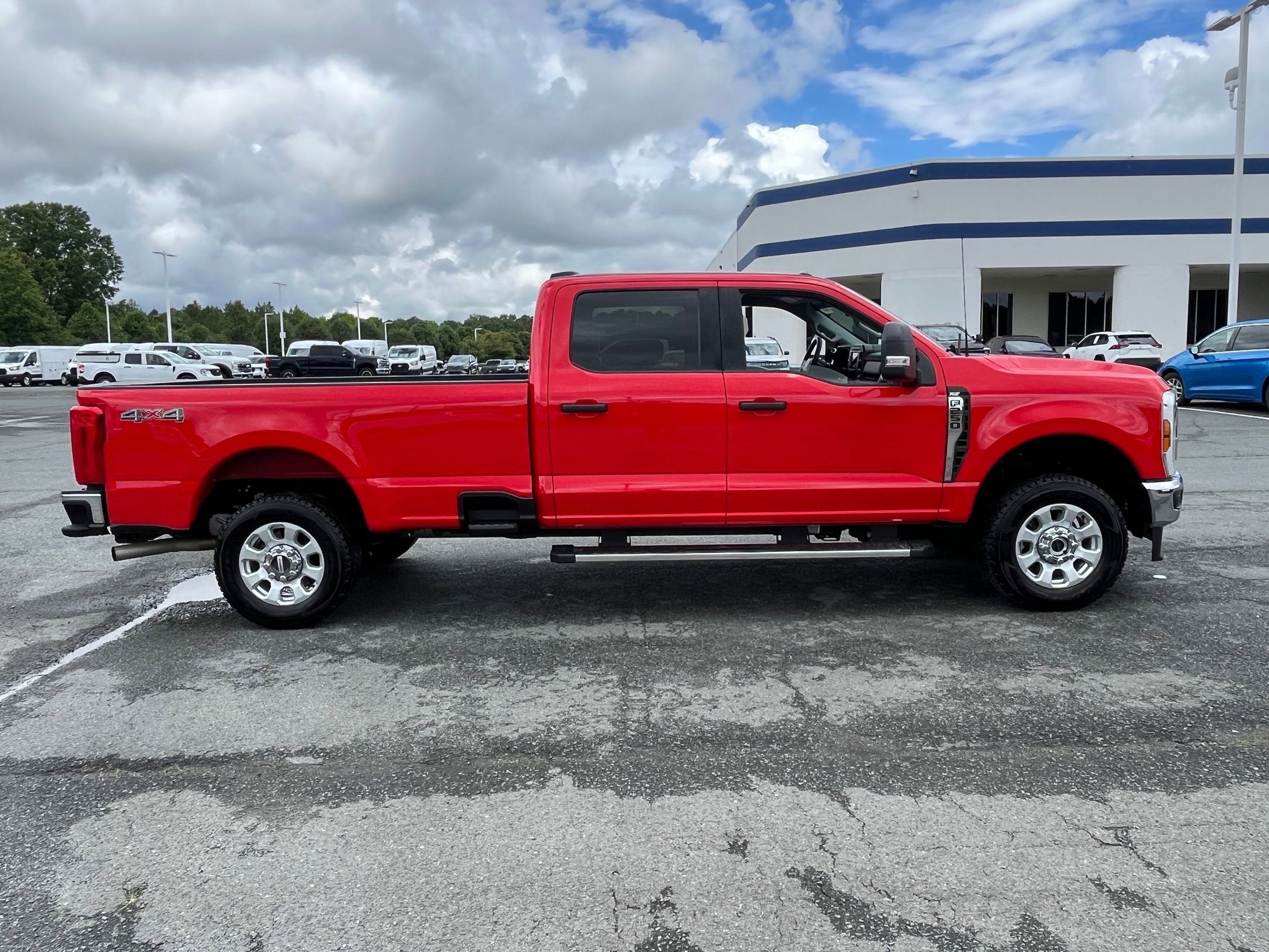 2024 Ford Super Duty F-250 SRW XLT