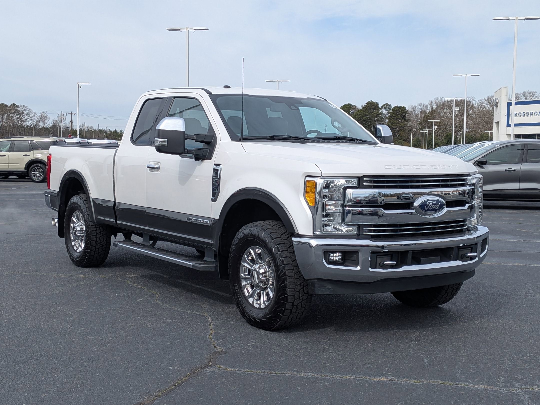 2017 Ford Super Duty F-250 SRW Lariat