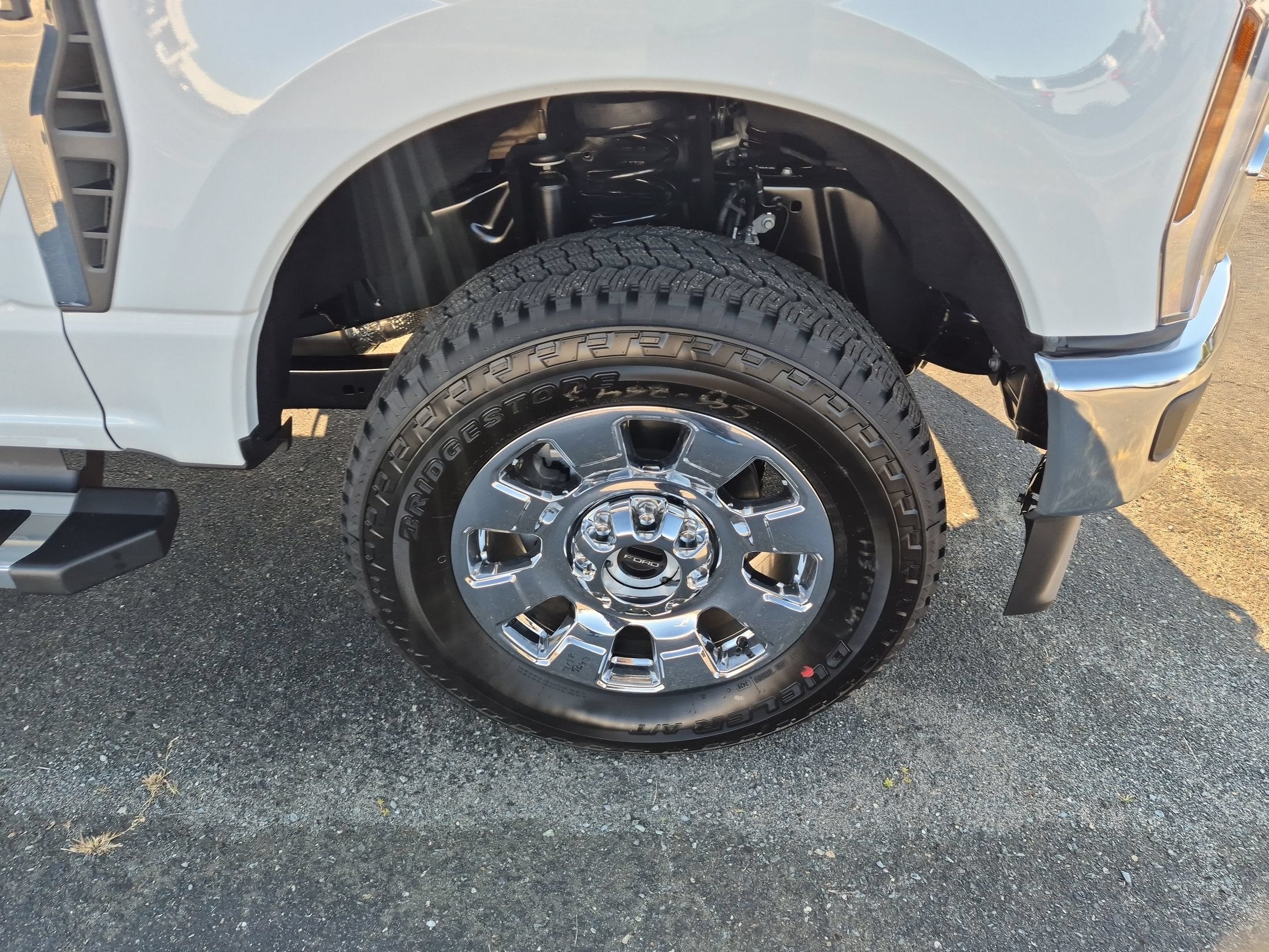 2027 Ford Super Duty F-250 SRW LARIAT