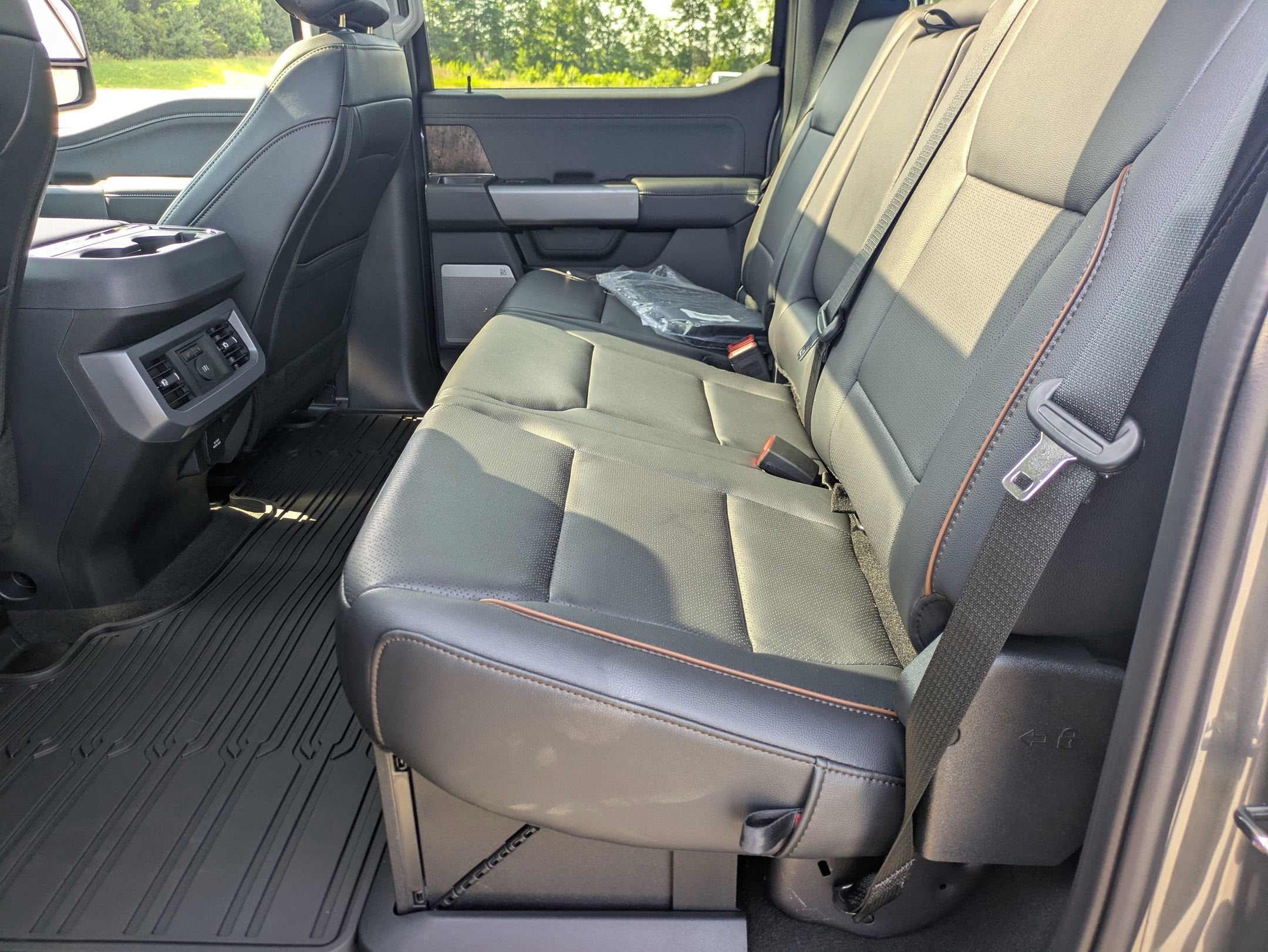 2025 Ford Super Duty F-250 SRW LARIAT