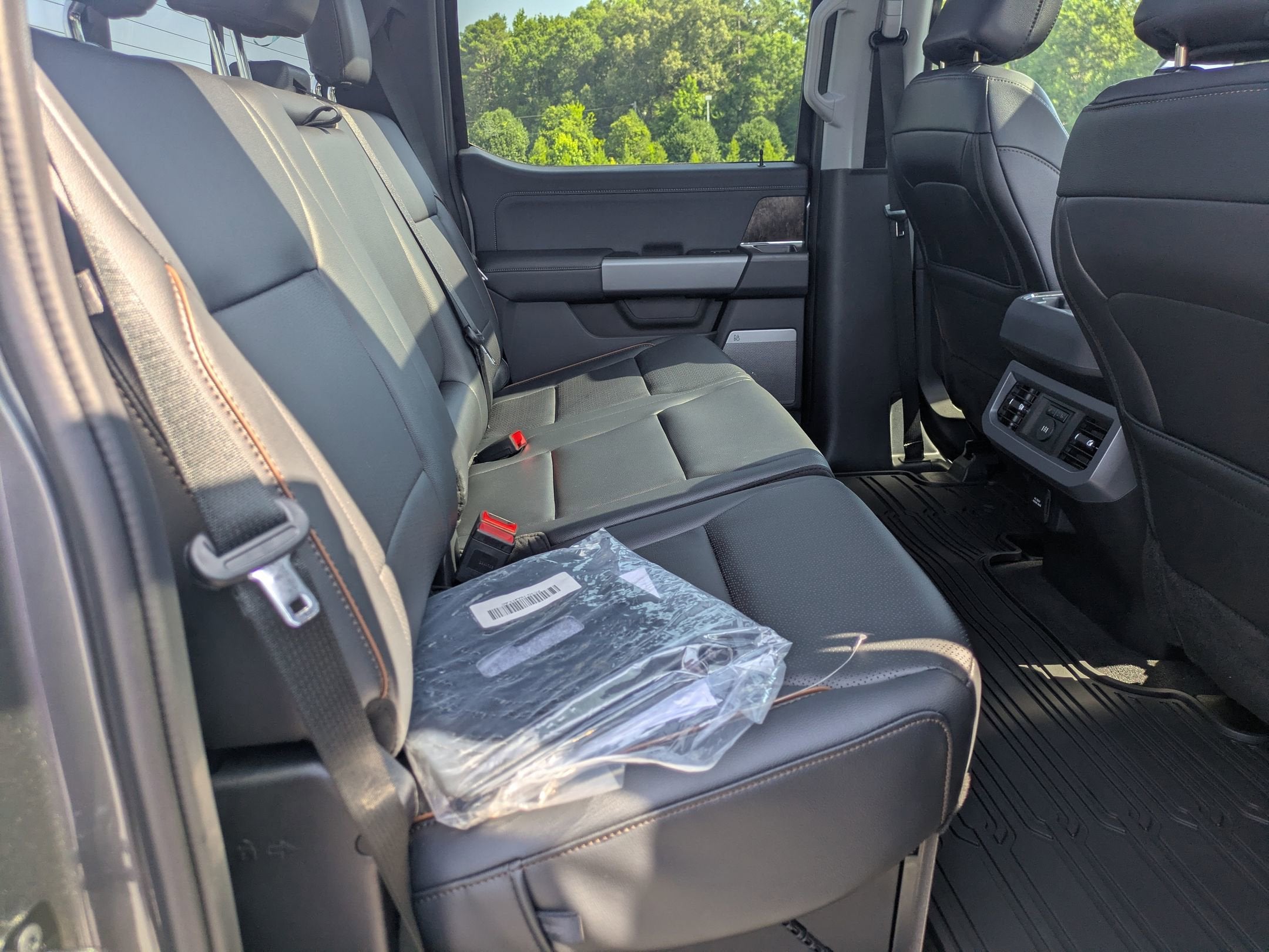 2025 Ford Super Duty F-250 SRW LARIAT