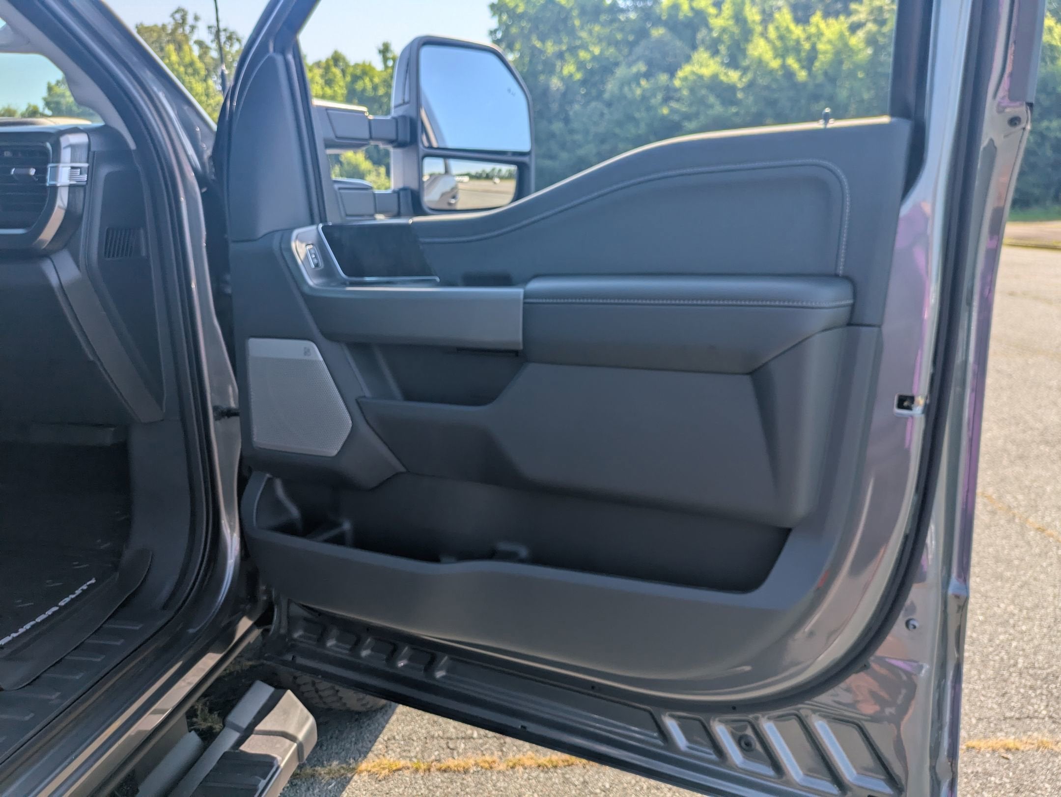 2025 Ford Super Duty F-250 SRW LARIAT