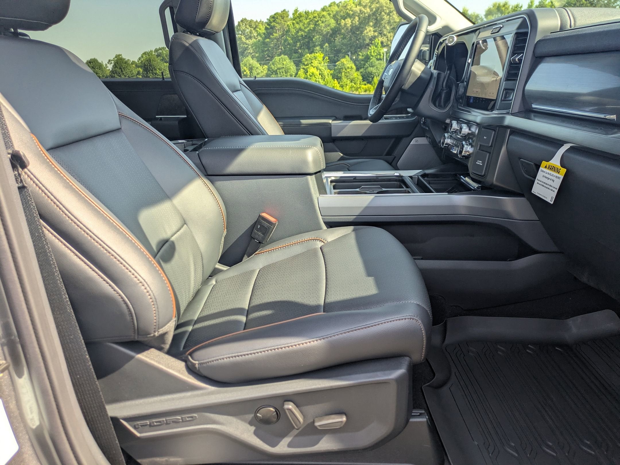 2025 Ford Super Duty F-250 SRW LARIAT