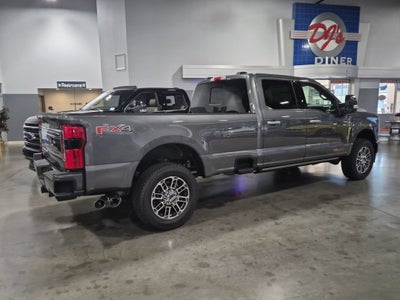 2026 Ford Super Duty F-350 SRW Platinum
