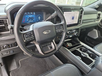 2025 Ford Super Duty F-350 DRW Platinum