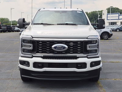 2025 Ford Super Duty F-350 DRW Platinum