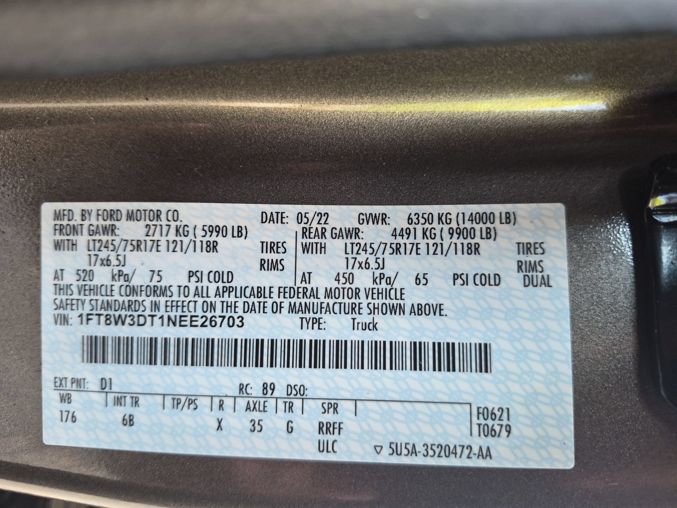 2022 Ford Super Duty F-350 DRW LARIAT