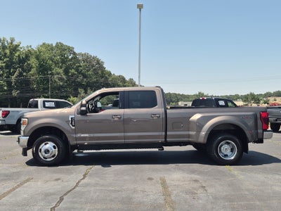 2022 Ford Super Duty F-350 DRW LARIAT