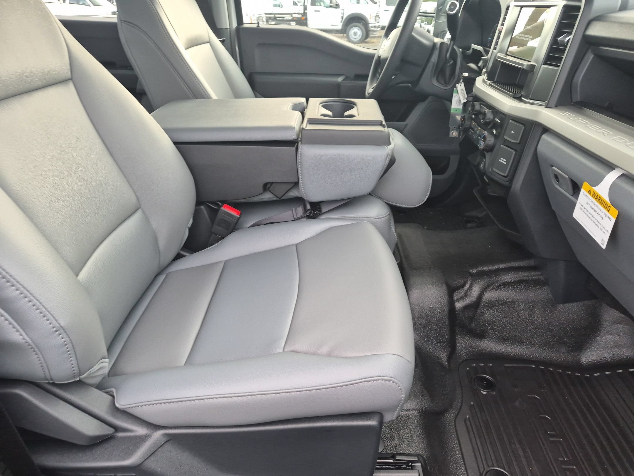 2026 Ford Super Duty F-350 DRW XL