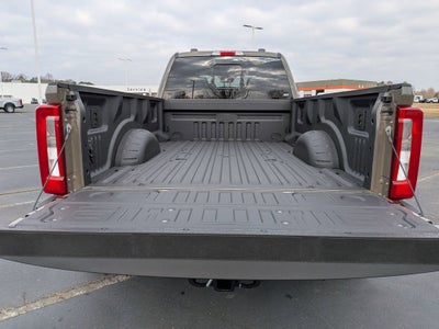 2026 Ford Super Duty F-450 DRW XLT