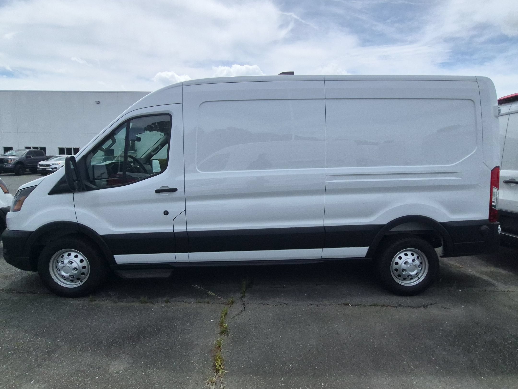 2026 Ford Transit Cargo Van Base