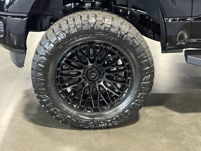 2026 Ford F-150 XLT - 6" lift custom wheels,Leather