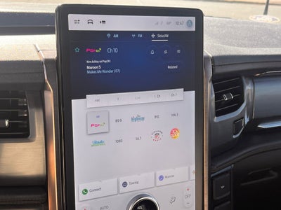 2022 Ford F-150 Lightning LARIAT