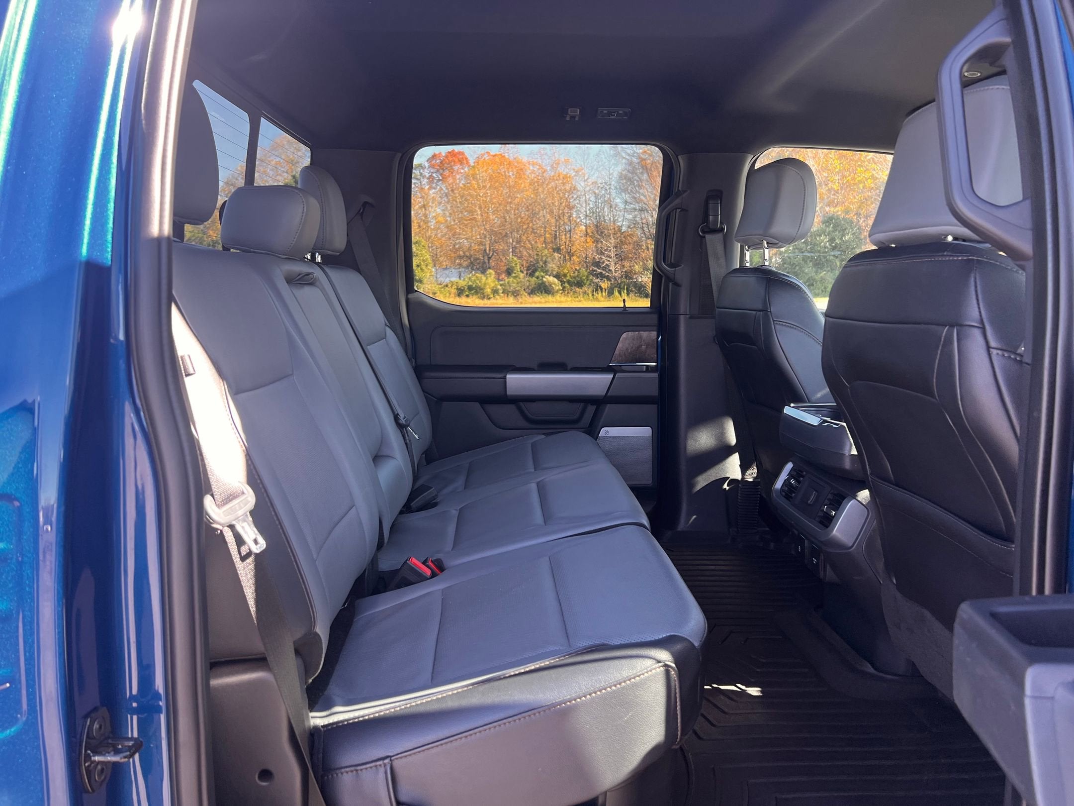 2022 Ford F-150 Lightning LARIAT