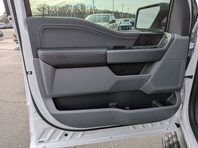 2025 Ford F-150 Lightning XLT