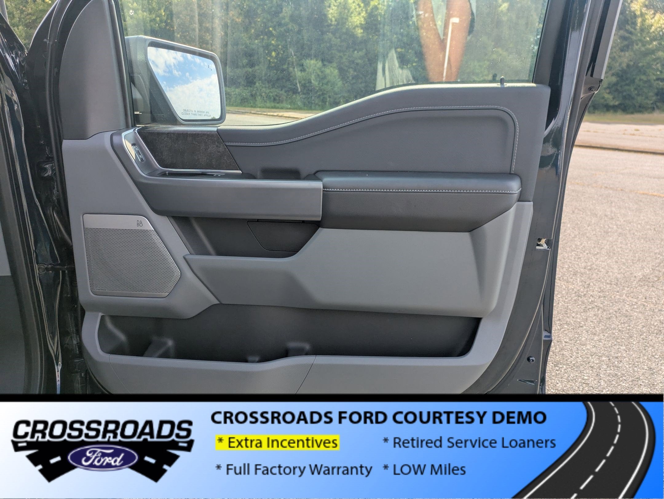 2025 Ford F-150 Lightning Flash - Crossroads Courtesy Demo