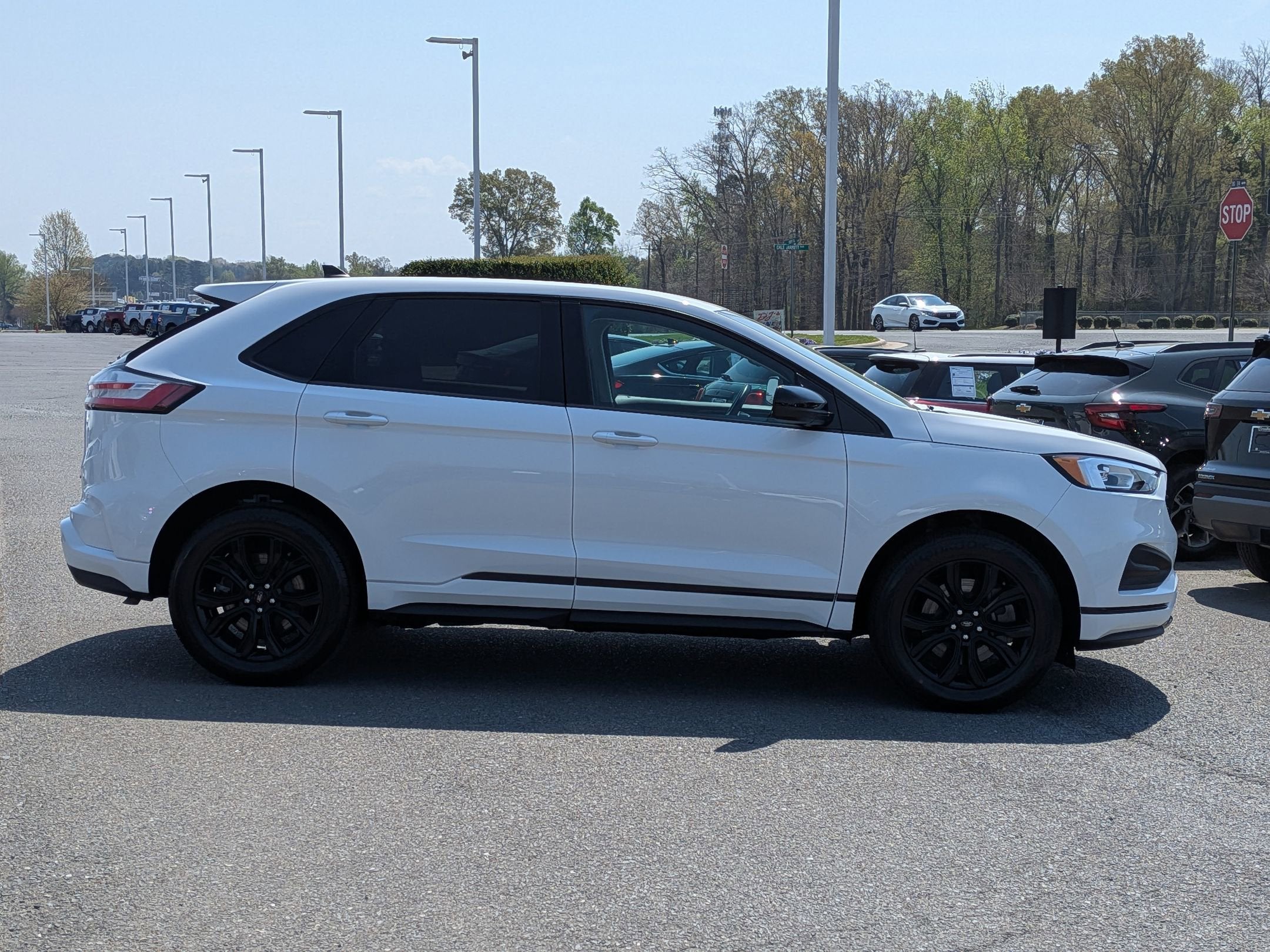 2024 Ford Edge SE