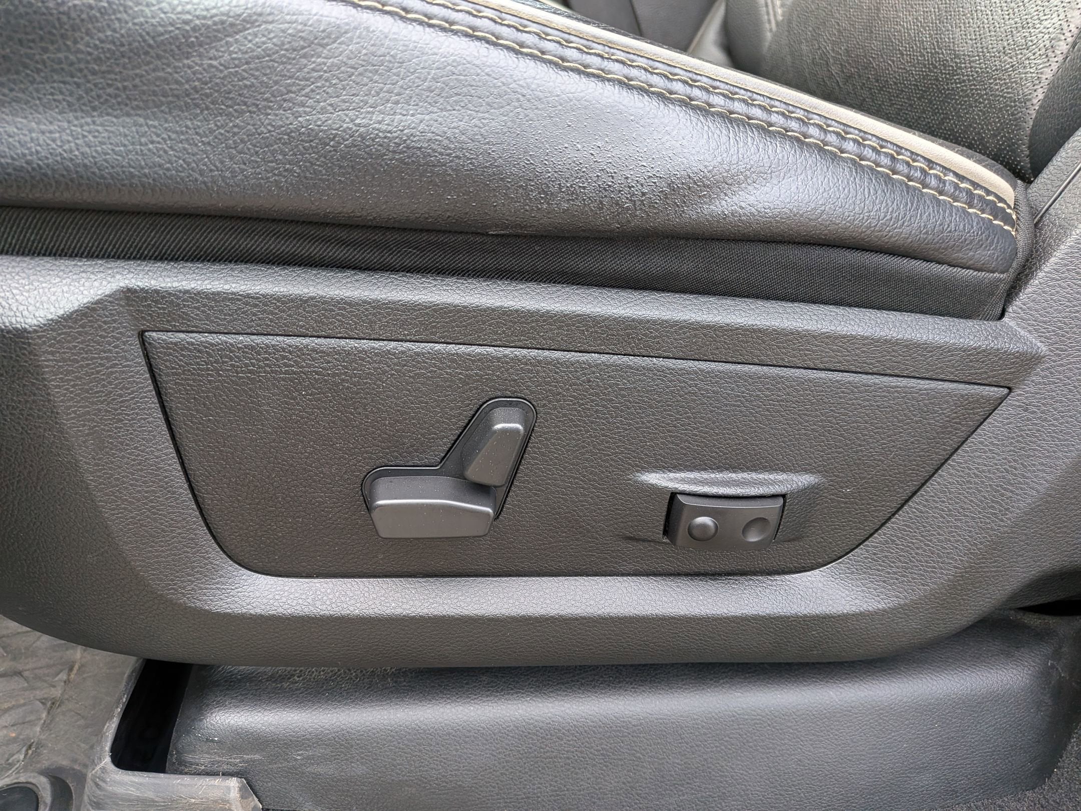 2023 RAM 3500 Laramie