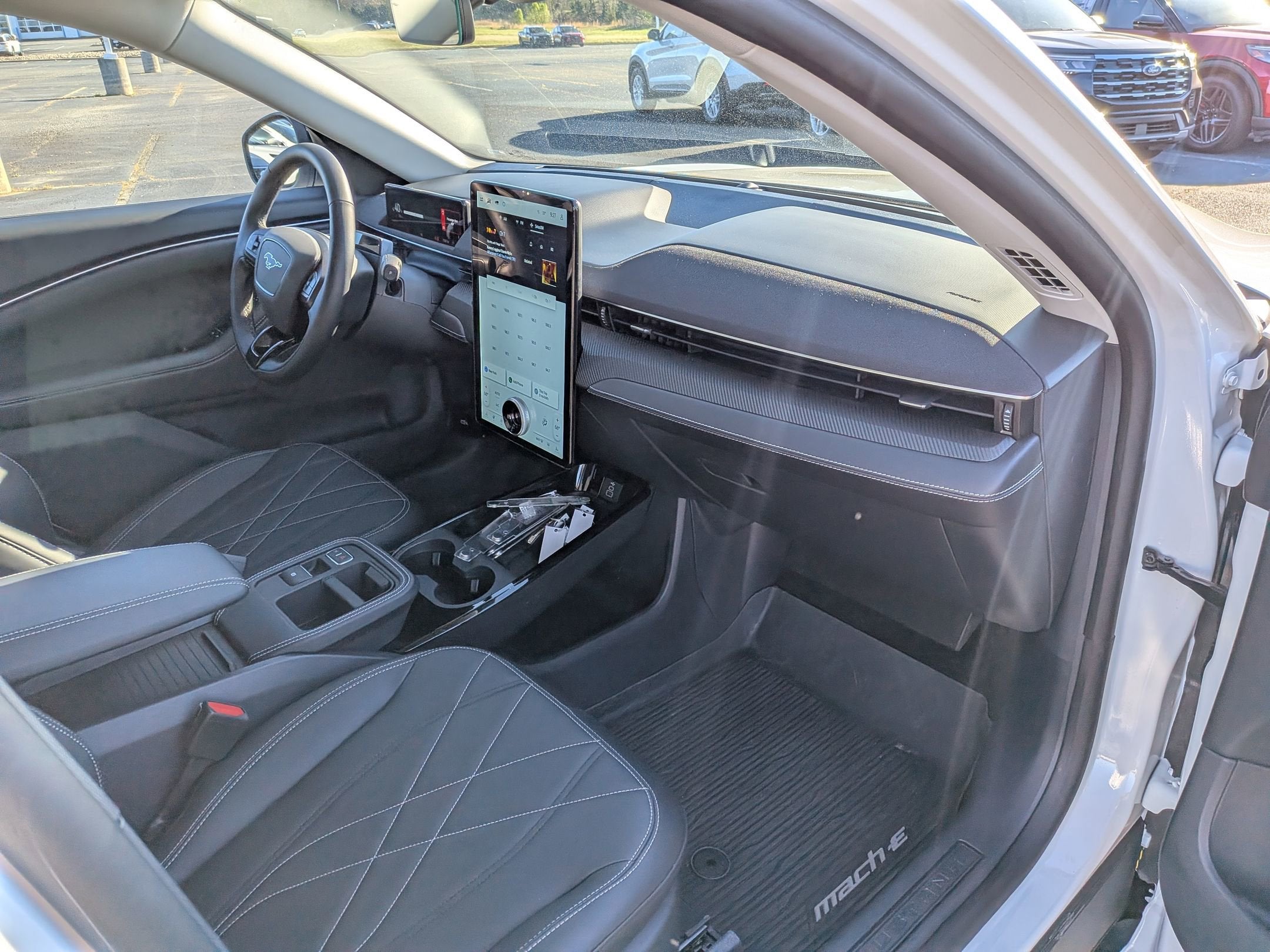 2025 Ford Mustang Mach-E Select