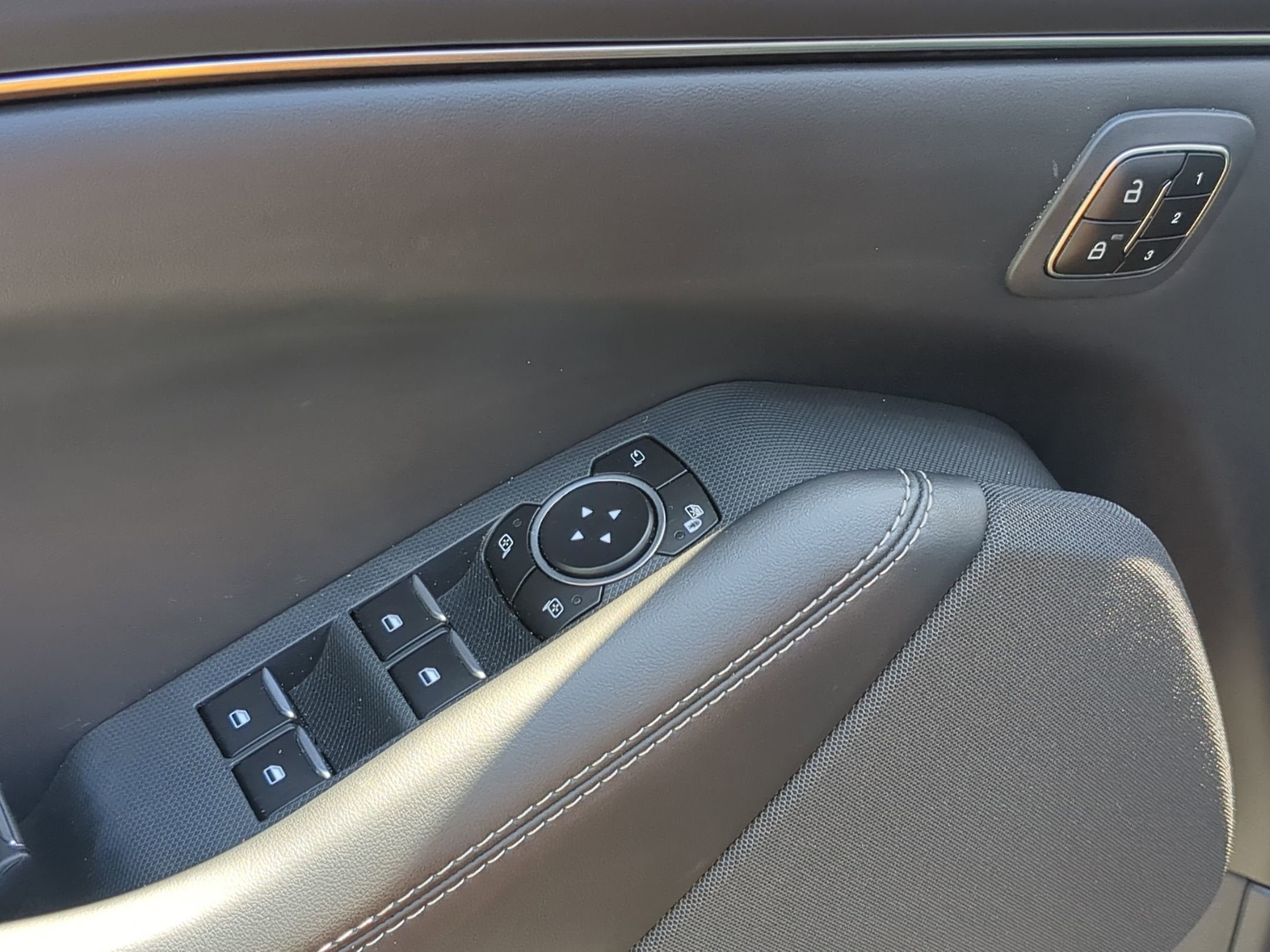2023 Ford Mustang Mach-E California Route 1