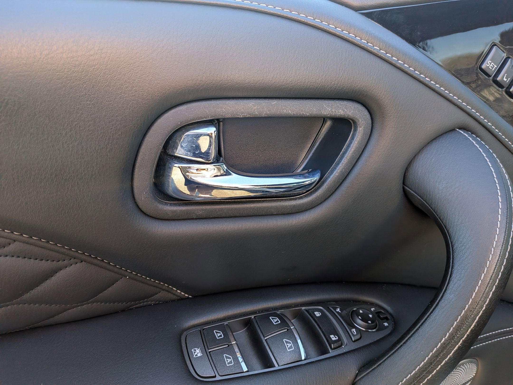 2021 INFINITI QX80 SENSORY