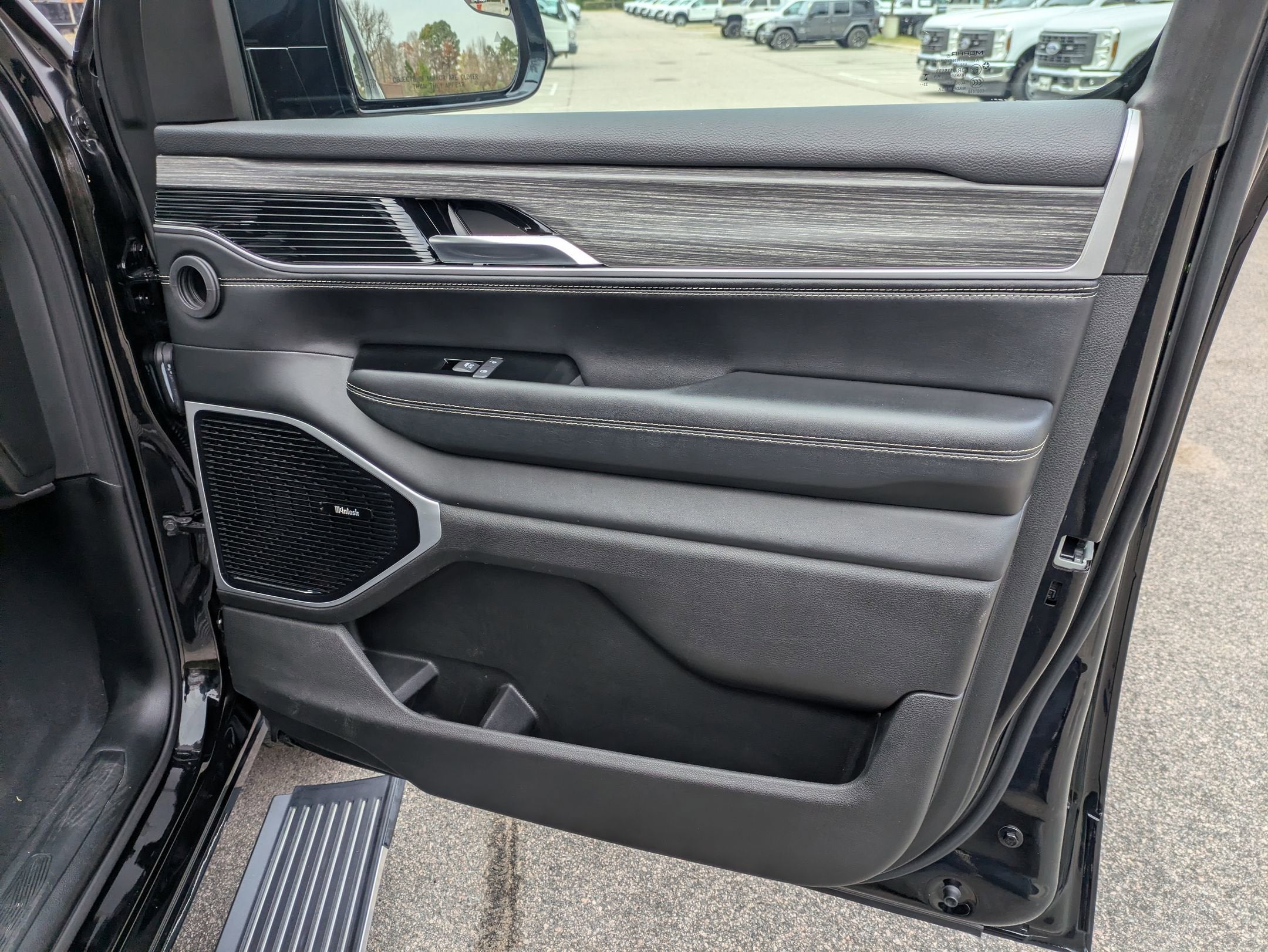 2024 Jeep Wagoneer Series III