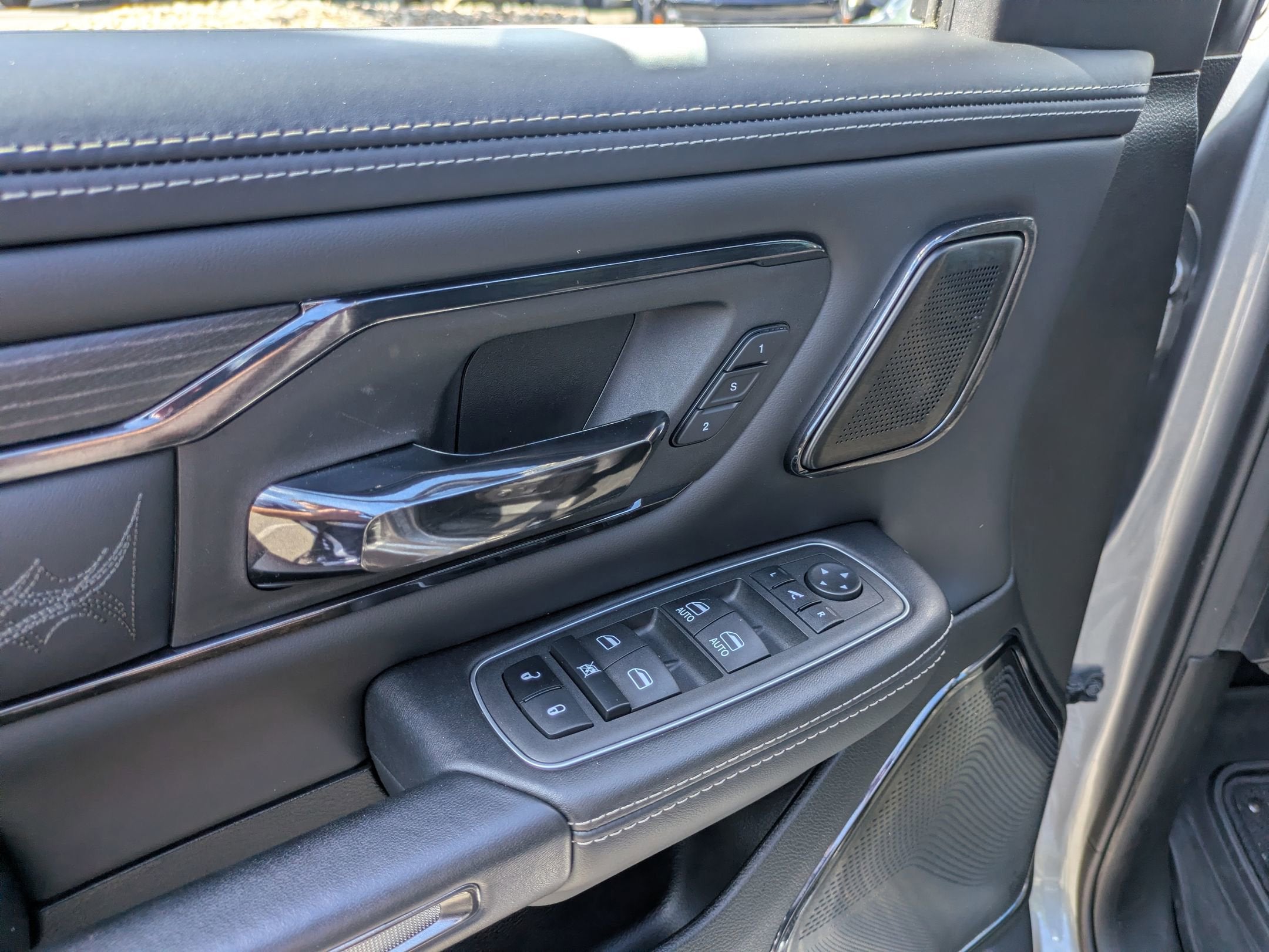 2023 RAM 1500 Limited
