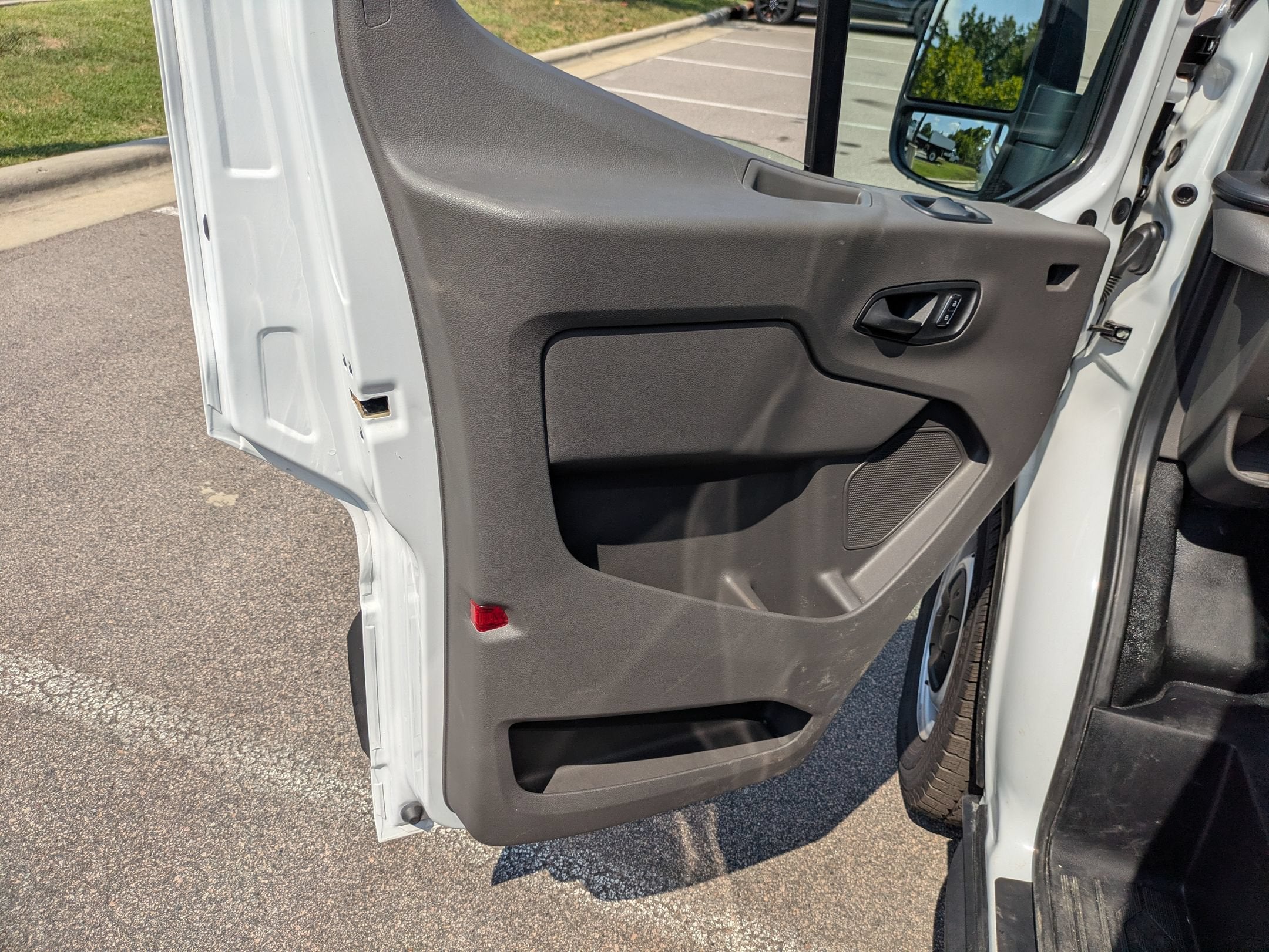 2025 Ford Transit Passenger Wagon XL