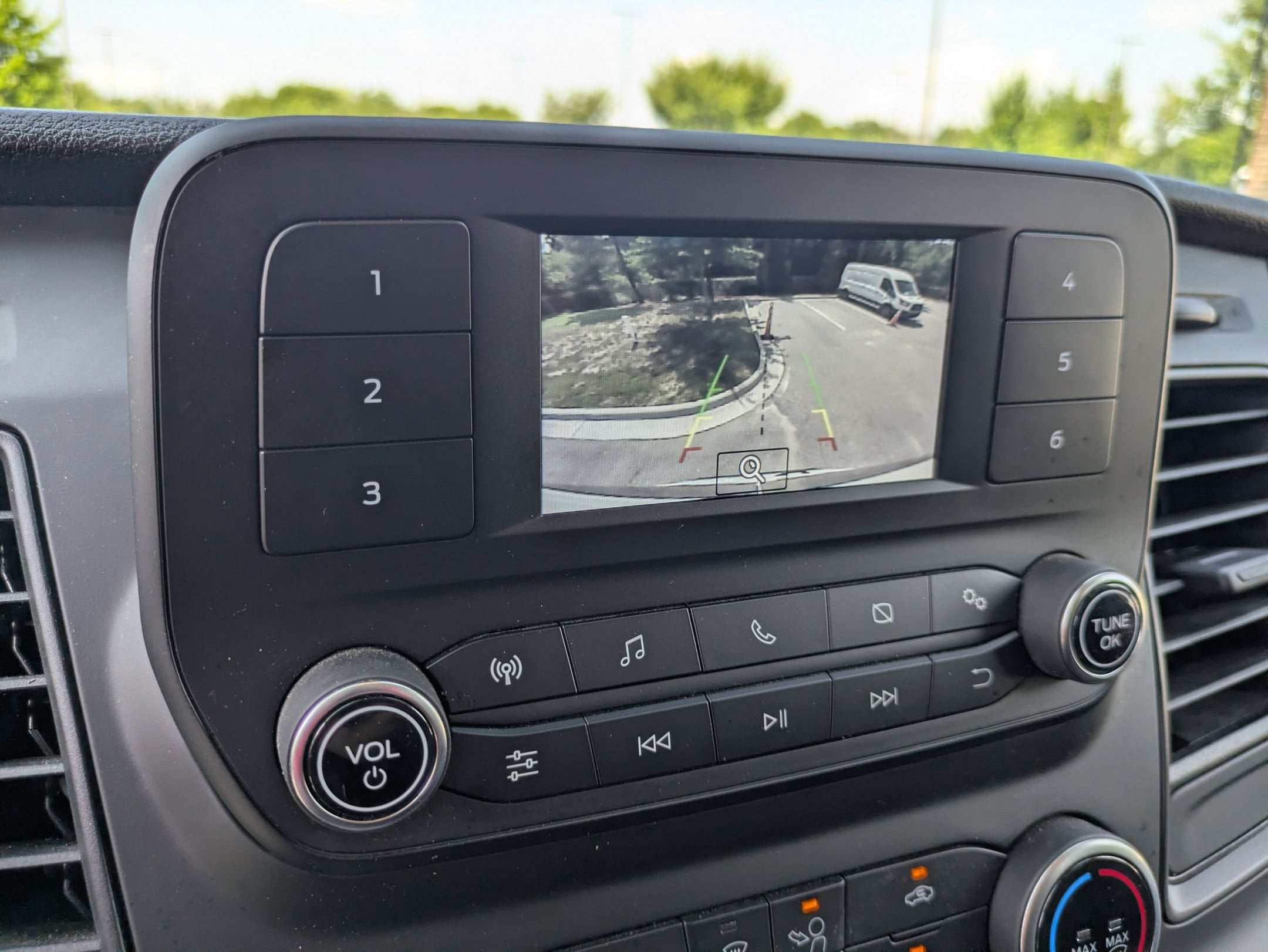2025 Ford Transit Passenger Wagon XL