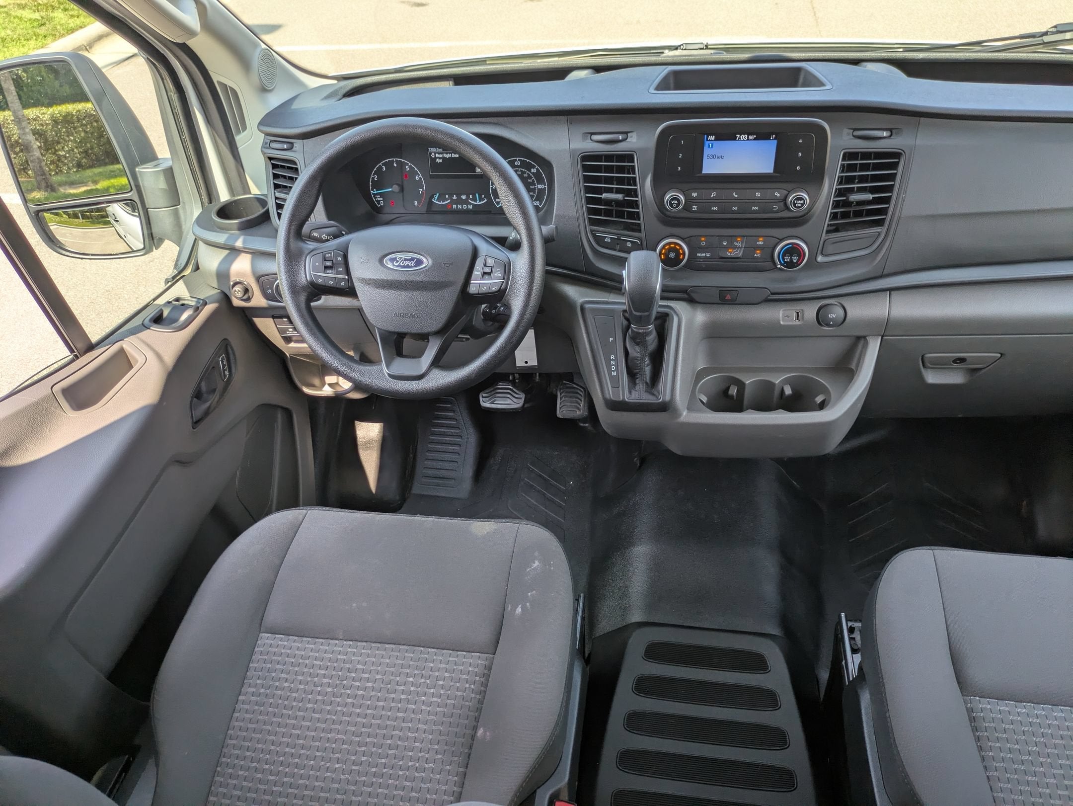2025 Ford Transit Passenger Wagon XL