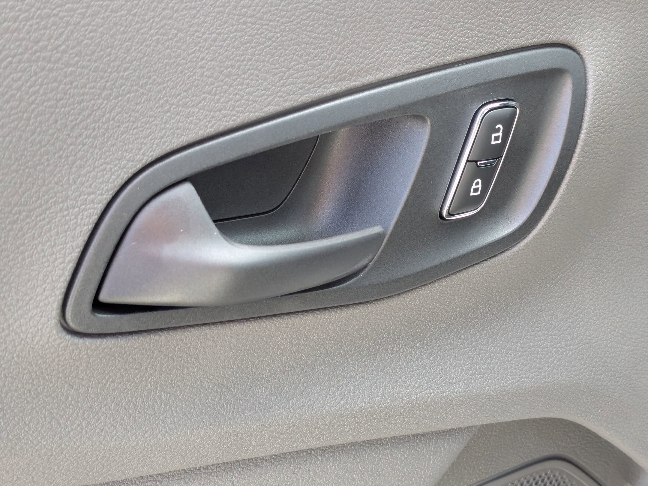 2026 Ford Transit Passenger Wagon XLT