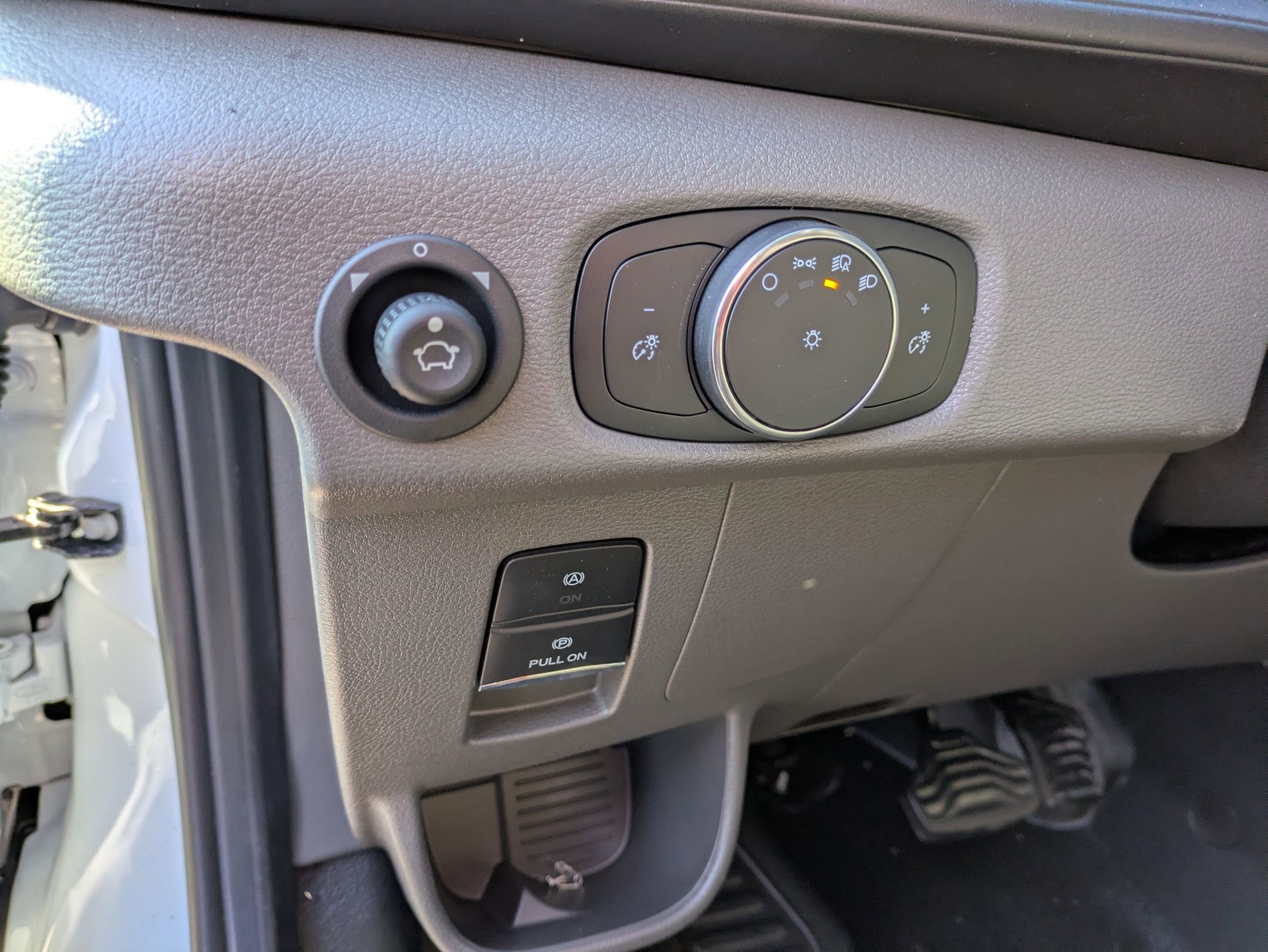 2026 Ford Transit Passenger Wagon XL