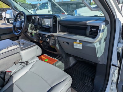 2026 Ford Super Duty F-550 DRW XL