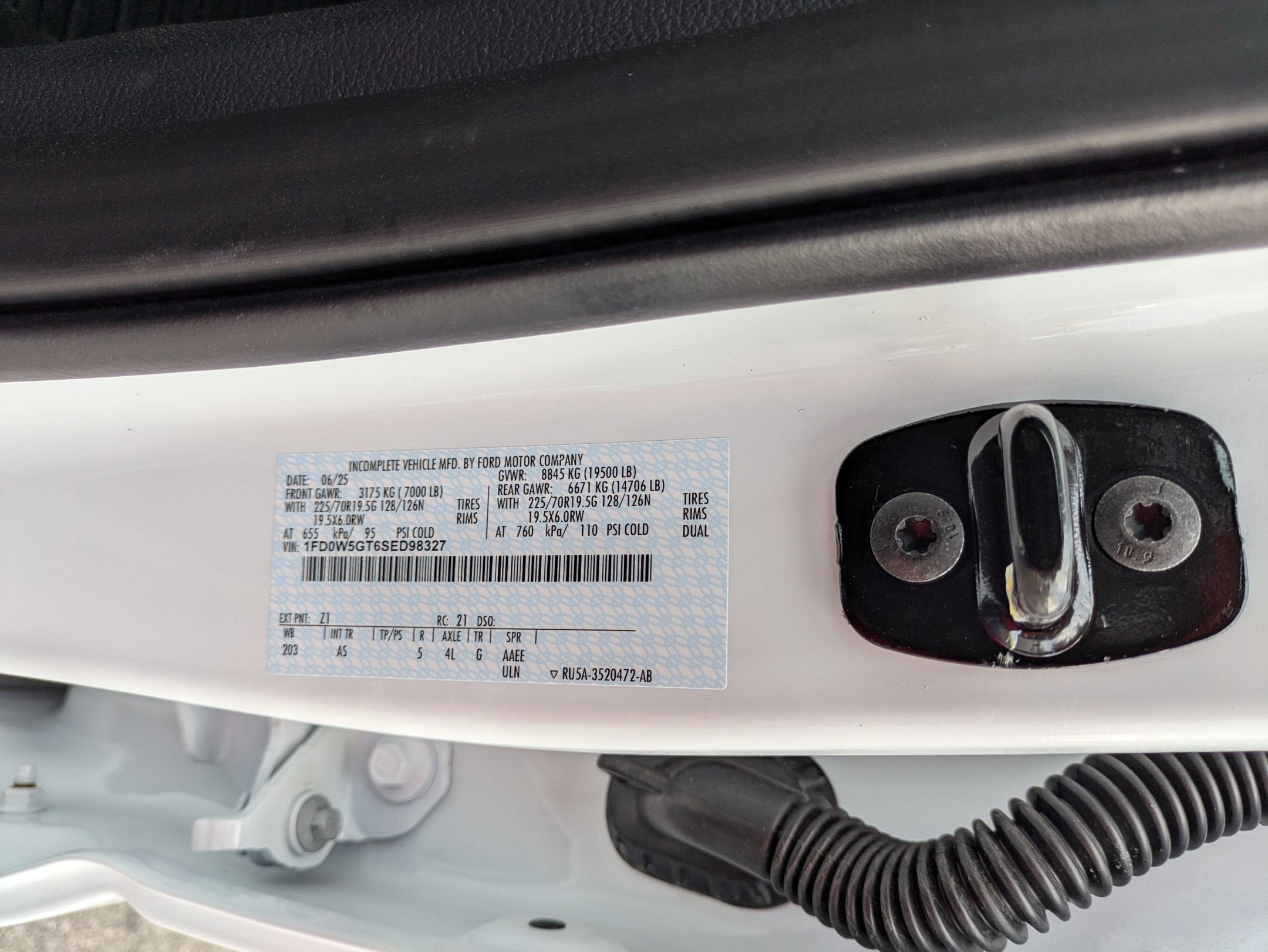 2025 Ford Super Duty F-550 DRW XL